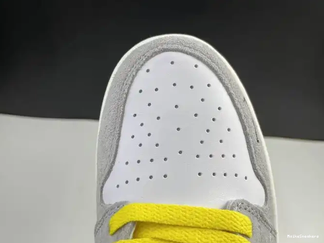 MaikeSneakers Air Jordan Light CW6576-100 High Smoke 1 Switch 0406